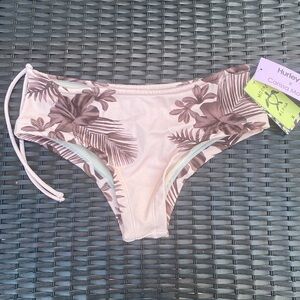 NWT! Hurley x Carissa Moore Bikini Bottom sz Small